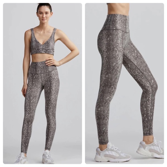 Varley Century Legging 2.0 Pumice Viper Snakeskin Python Grey Size Medium - Picture 1 of 6